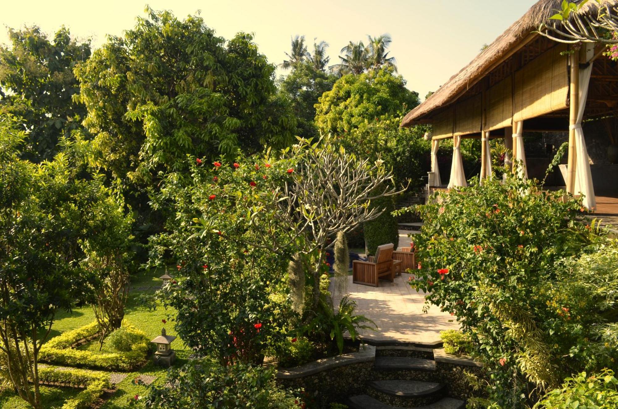 Alamanda Lovina Resort 외부 사진